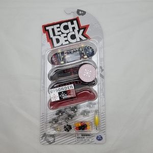 Spin Master Tech Deck Disorder Ultra DLX 4-Pack Skateboard Set